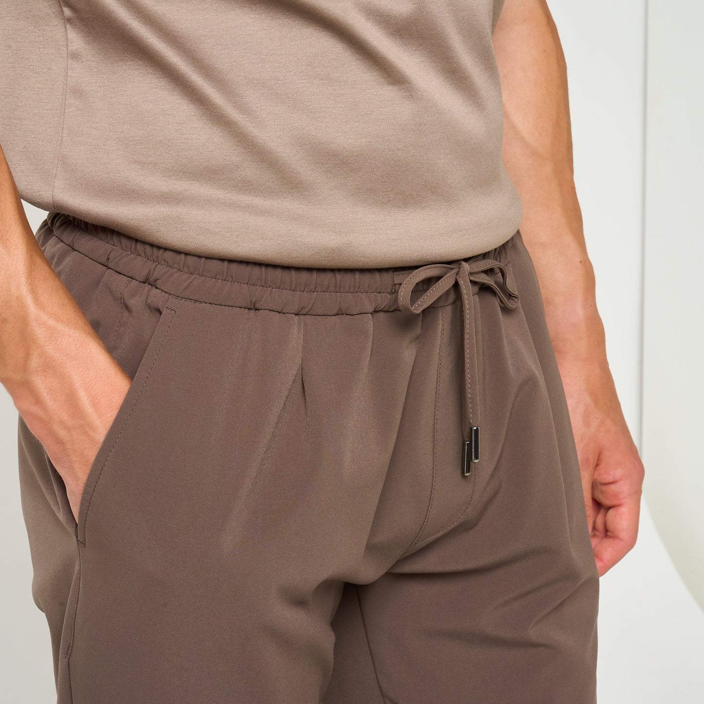 TECH TROUSERS | TAUPE