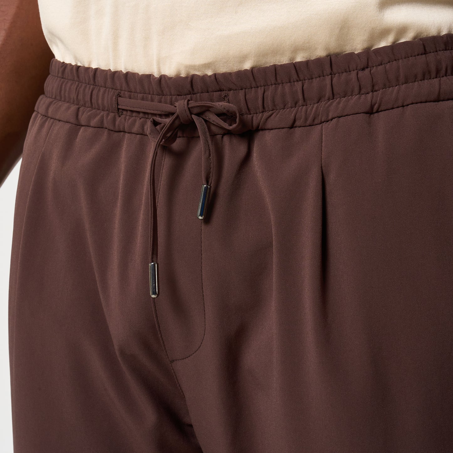 TECH PANTS SLIM FIT | BROWN