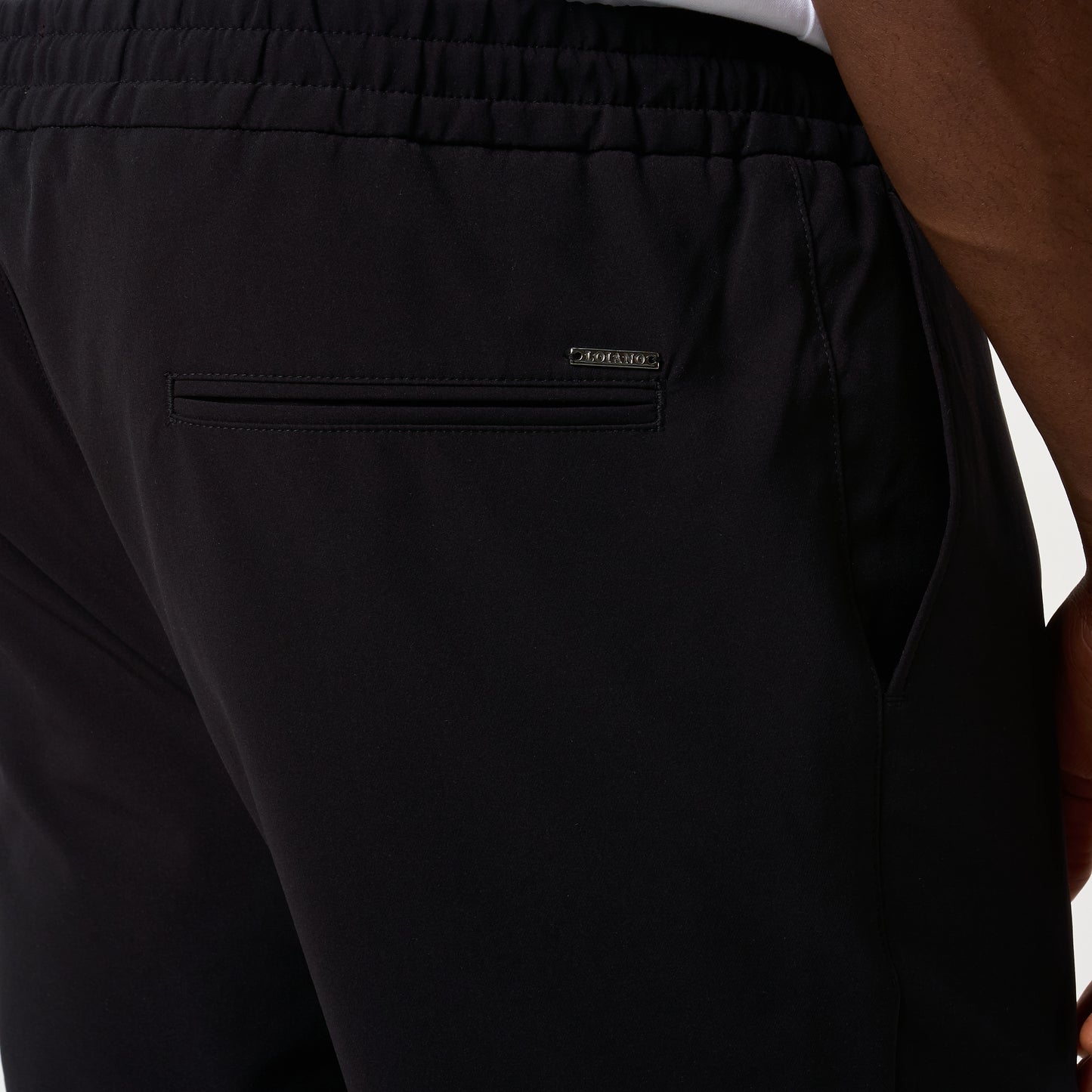 TECH PANTS SLIM FIT | BLACK