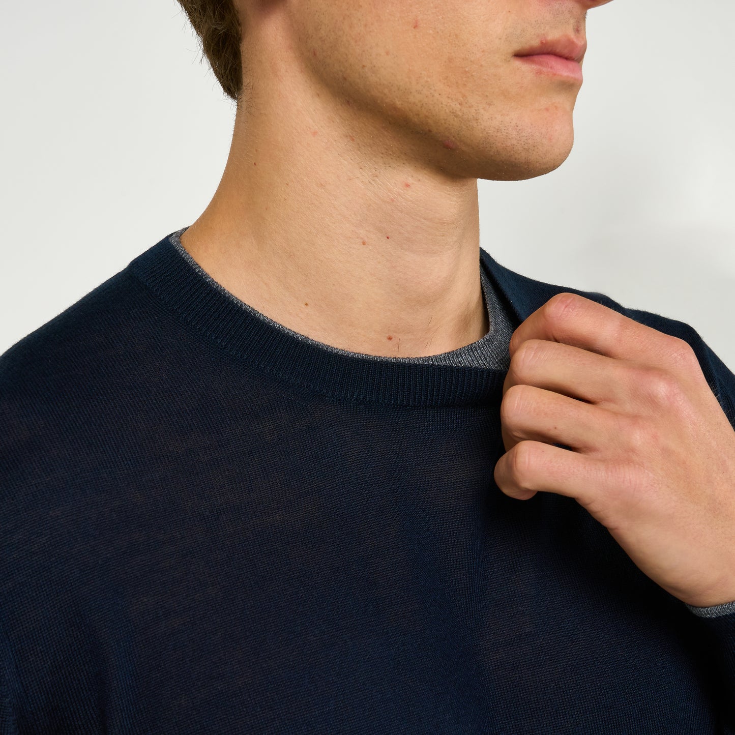 Extra Fine Wool Double Lined Crew Neck Jumper Navy