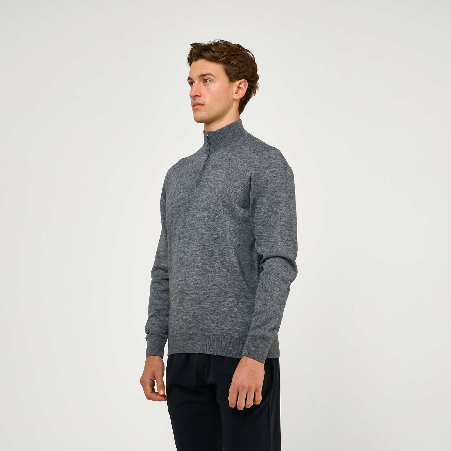 Extra Fine Wool Half Zip Grey